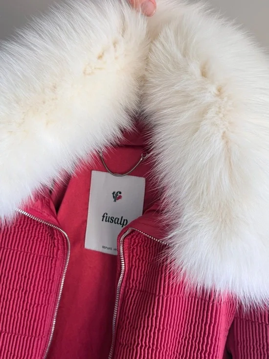 Fusalp Pink-Red Quilted Ski Jacket with Cream Faux Fur Collar - Picture 3 of 6